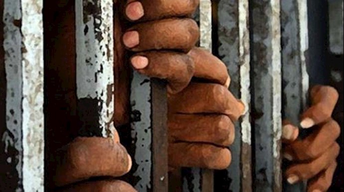 Government raids on Idlib prison, the opposition bombs Al-Nayrab airport
