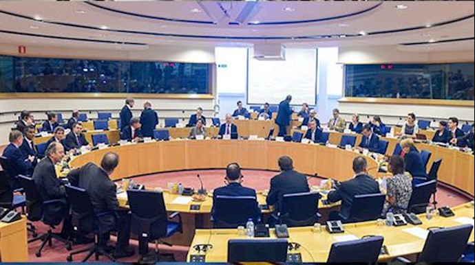 EU parliament group leader wants Britain to give formal Brexit notice on Tuesday