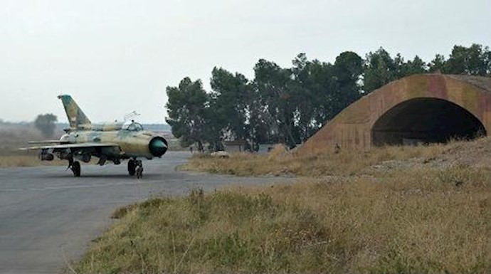 Syrian warplane crashes in Hama province