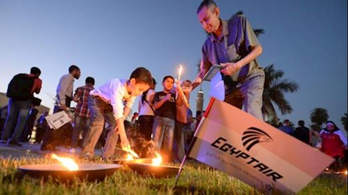 Egypt says signal likely from EgyptAir black boxes detected