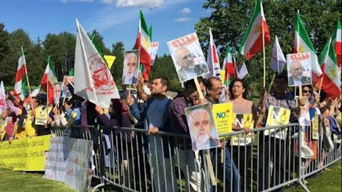 Oslo: Human Rights protestors chant ‘Zarif must go’