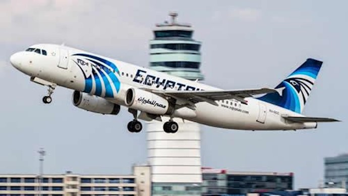 Egypt Air crash: France opens manslaughter inquiry, data recorder repaired