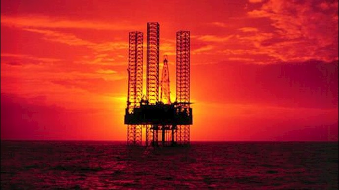 Oil prices dip on ongoing oversupply, economic headwinds