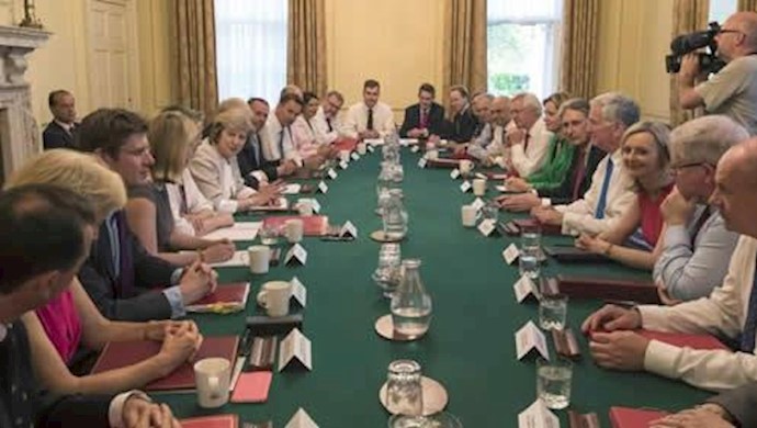 UK will not start EU divorce this year, court informed