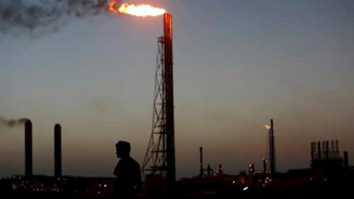 Oil prices firm on potential producer action to prop up market