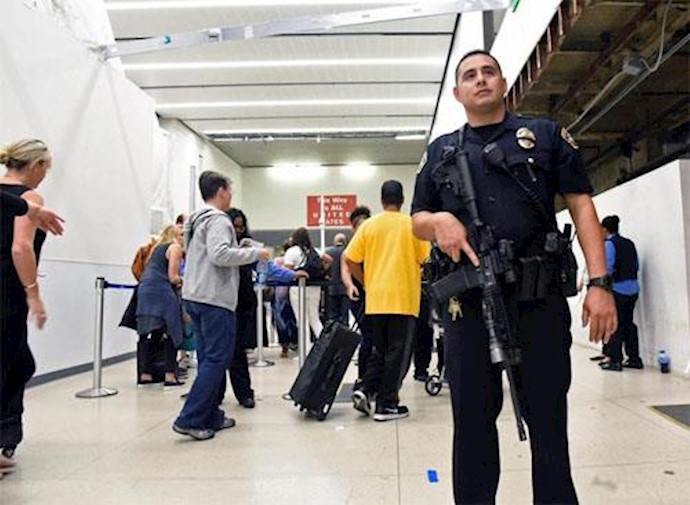 False report of gunman at Los Angeles airport causes panic (Video & Photos)