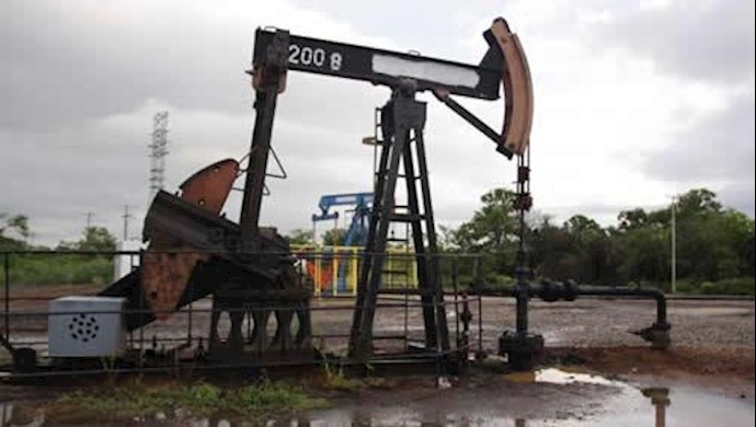 Oil prices dip as focus returns to global supply overhang