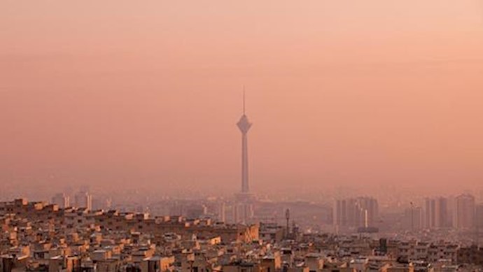 Pollution in Tehran hits dangerous levels