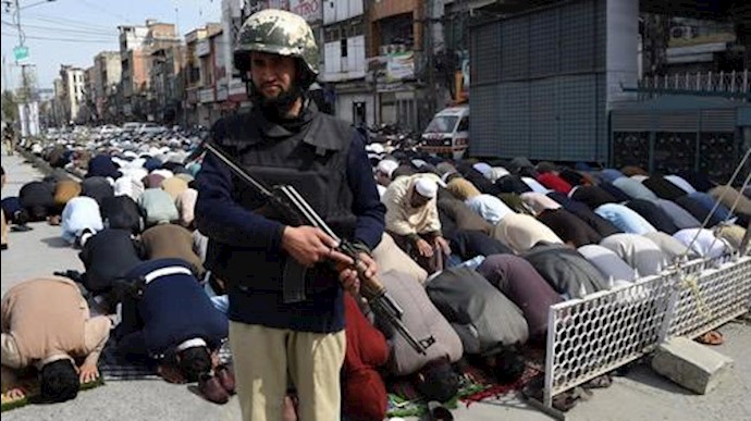 Taliban, disguised in burqas, attack agriculture college in Pakistan