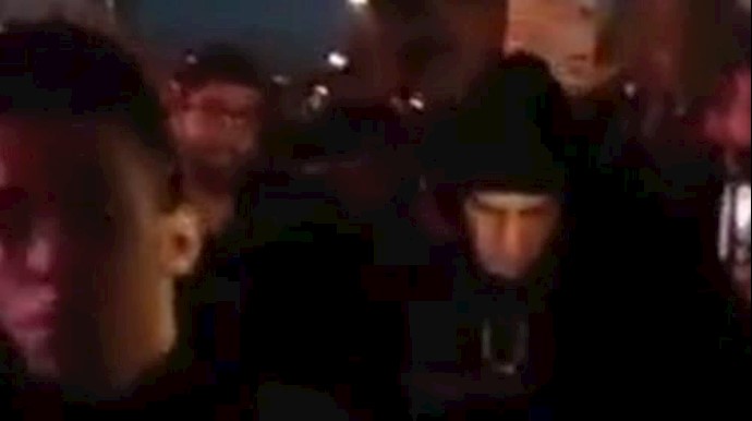 Iran, Qom: chant of Khamenei shame, let go of the country!