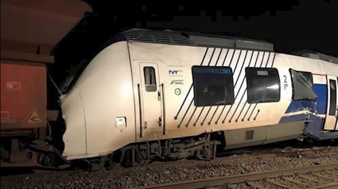 German trains crash, several injured