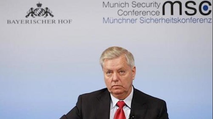 U.S. senators look to new sanctions against Iran for missile development