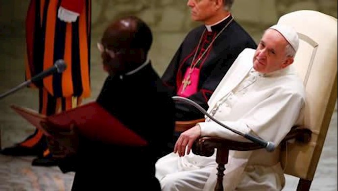 Pope issues stinging criticism of Myanmar’s treatment of Rohingyas