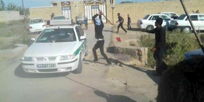 People protests in Shadgan, Iran