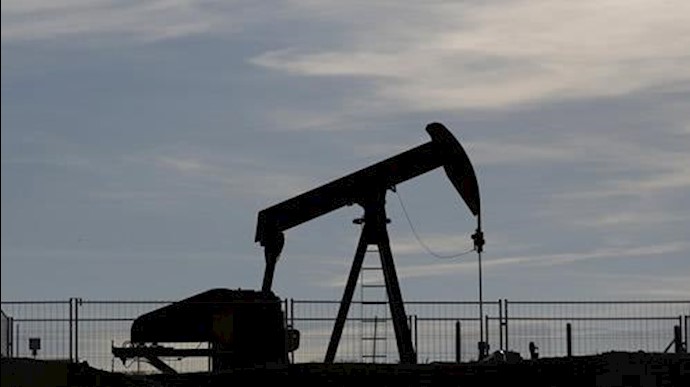  'Oil prices fall after sharp rise in U.S. stockpiles'