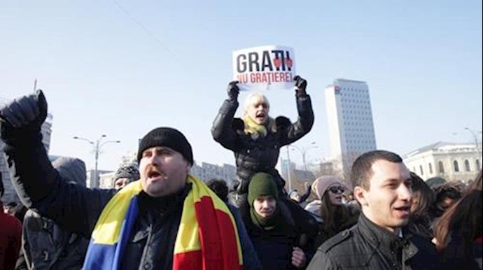 250,000 Romanians rally in biggest anti-corruption protest