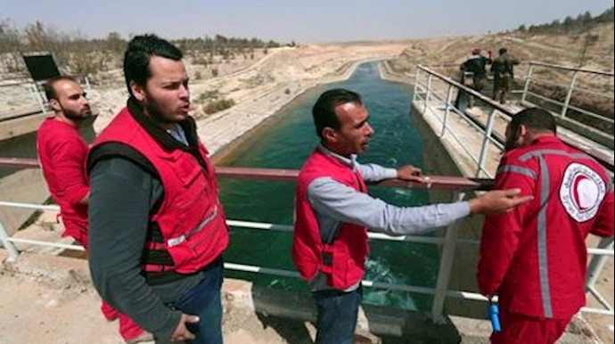 Guns silent as engineers work to ease pressure on Syrian dam