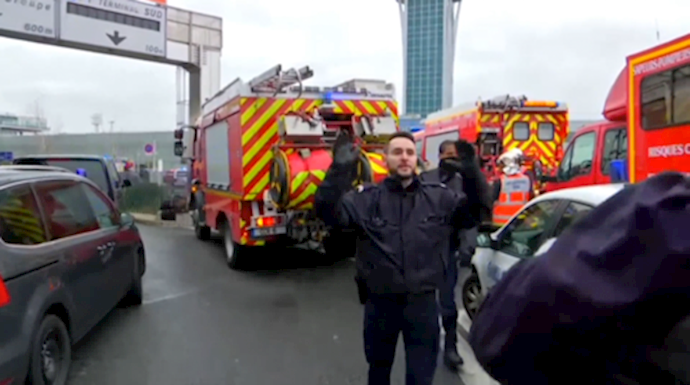 Man shot dead after seizing soldier’s gun at Paris Orly airport