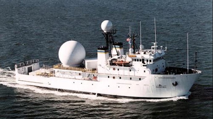 U.S. Navy, Iran ships have close encounter in Middle East