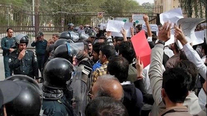 Iran scrambles to contain, suppress rising demonstrations