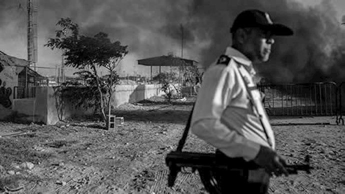 10 Iranian guards killed at Pakistani border, Tasnim news agency reports