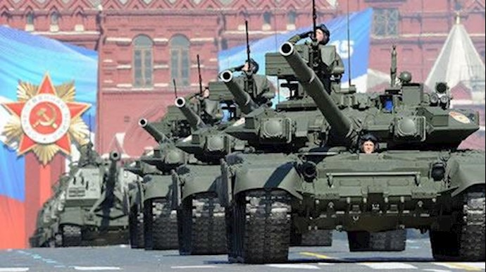  'Russians T-90 rolling at the red dquare in Moscow'