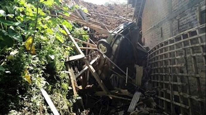 Indonesia searches for 17 people buried in Java landslide