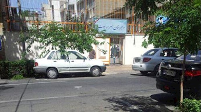  'Voters Apathy during the presidential election in Iran'