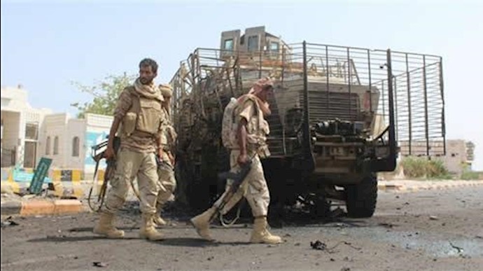 Suspected Qaeda suicide bombing kills Yemeni soldier