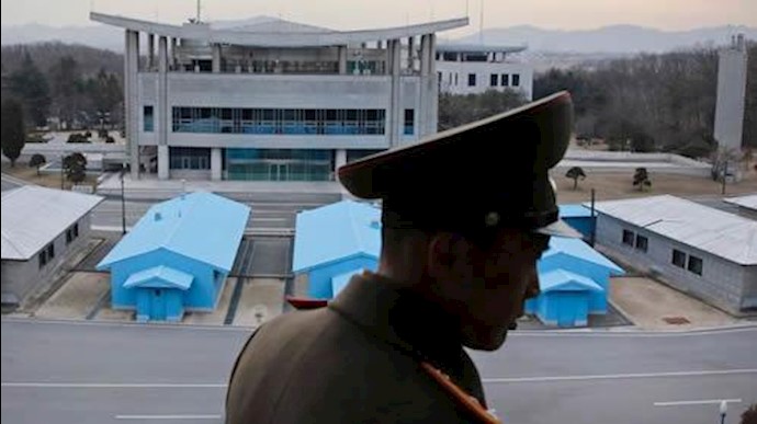  'The common border Among two Koreas, North Korean soldiers'