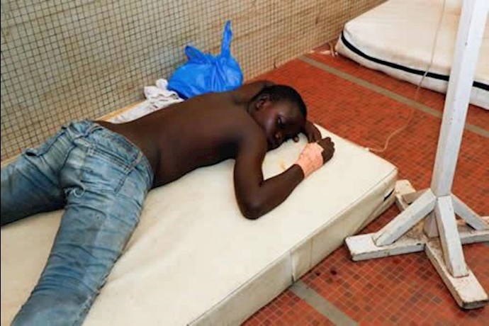 Troops advance toward mutineers in Ivory Coast’s second city
