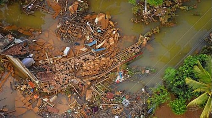 Cyclone brings destruction to Myanmar refugee camps in Bangladesh