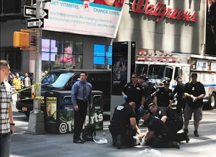 Mayhem in Times Square: Car leaves path of destruction