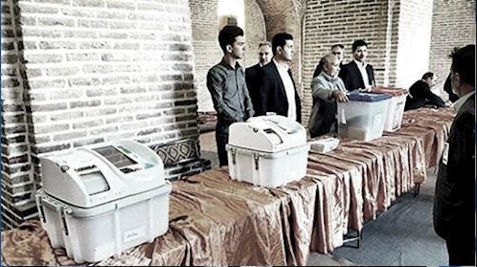  'Empty voting station in Neyshabour'