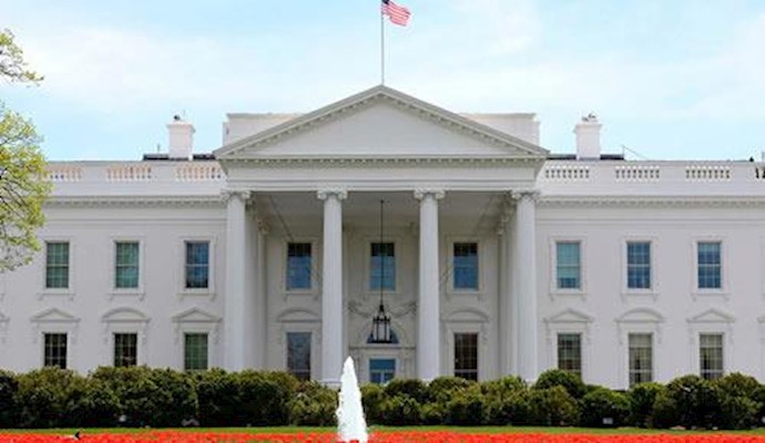 Trump speaks to Qatar emir, offers help in resolving crisis: White House