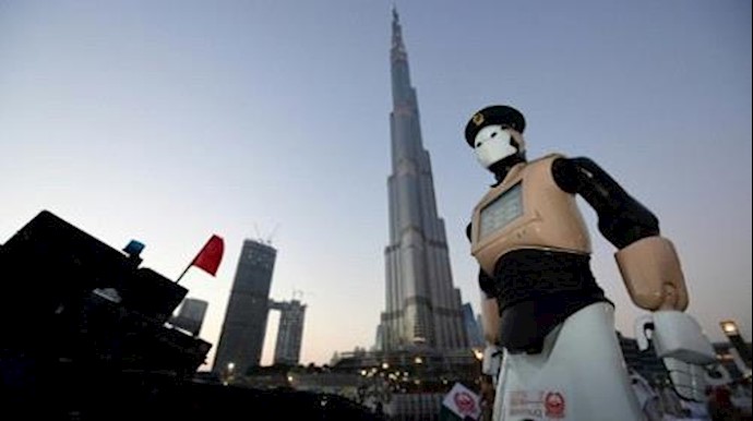 First robotic cop joins Dubai police