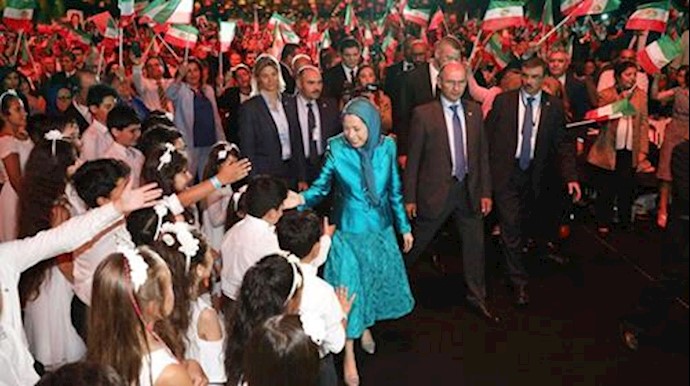 Iranian dissidents rally in France for the overthrow of Iran’s theocracy