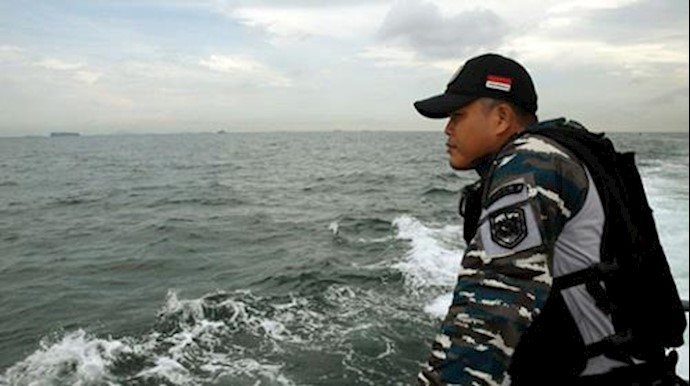 Vietnam says Indonesian navy shot its fishermen in South China Sea