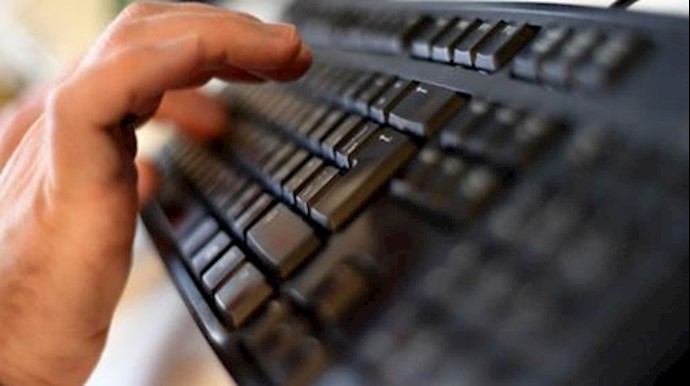  'Iranian nationals charged with selling weapons software to Iran'