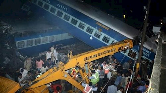 Video: Search ongoing after Indian rail crash claims at least 23 lives