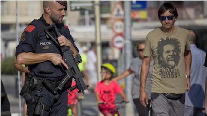 Barcelona van attack suspect may have crossed into France: Spanish police