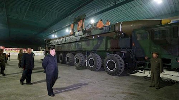  'North Korean leader Kim Jong Un inspects the intercontinental ballistic missile'
