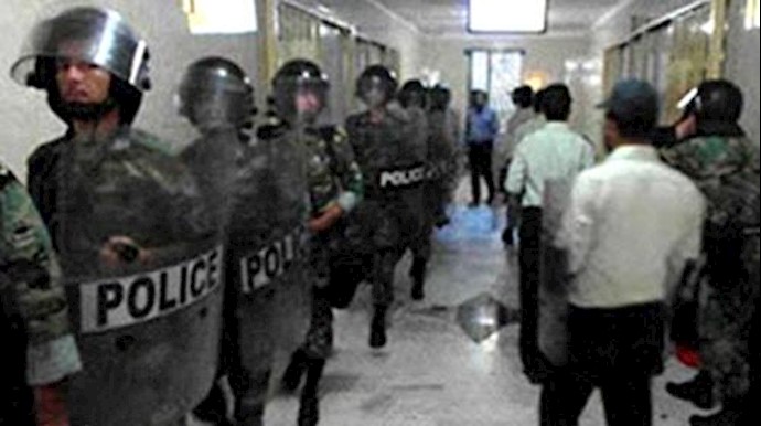 Iran: Brutal Raid of the Special Guards, on the Political Prisoners and Prisoners of Conscience