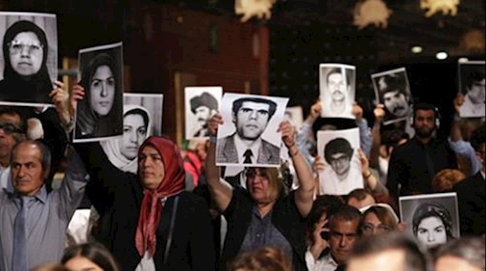 Iran: Statement of a Group of Political Prisoners Calling for Prosecution of Perpetrators of 1988 Massacre