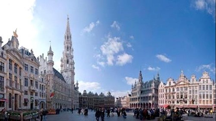  'Brussels is the capital of Belgium and the de facto capital of the European Union'