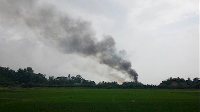 Explosions rock Myanmar area near Bangladesh border amid Rohingya exodus