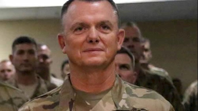 New US commander takes control of anti-IS coalition
