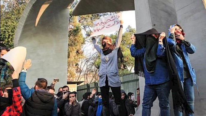 White House calls for Iran to release ‘political prisoners’ amid protest crackdown