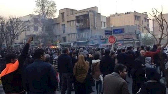 Commentary: Why the U.S. should support Iran protesters