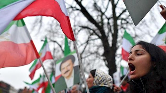 Microsoft and Amazon Enable Censorship Circumvention Tools in Iran. Why Doesn’t Google?